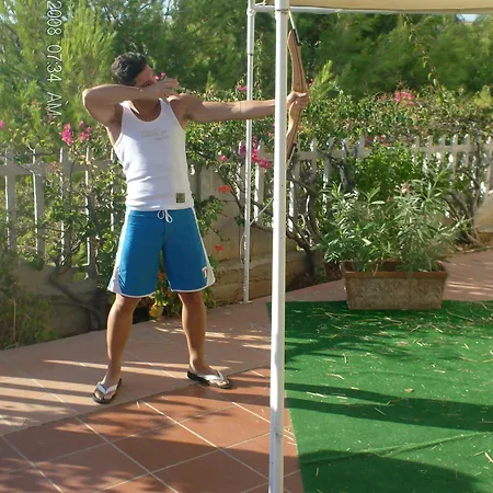 Apartahotel Costa Makauda