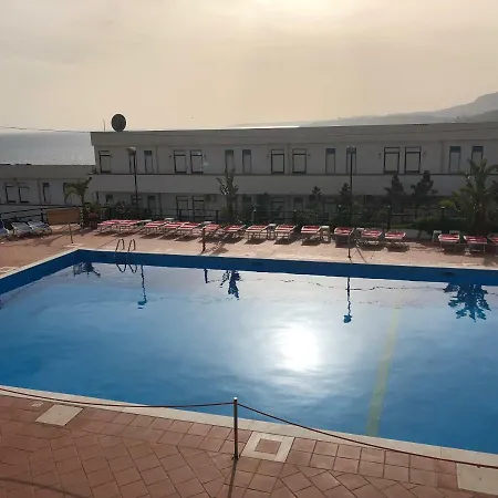 Aparthotel Costa Makauda 2*
