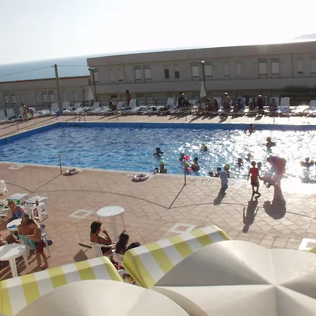 Apartmanhotel Costa Makauda 3*